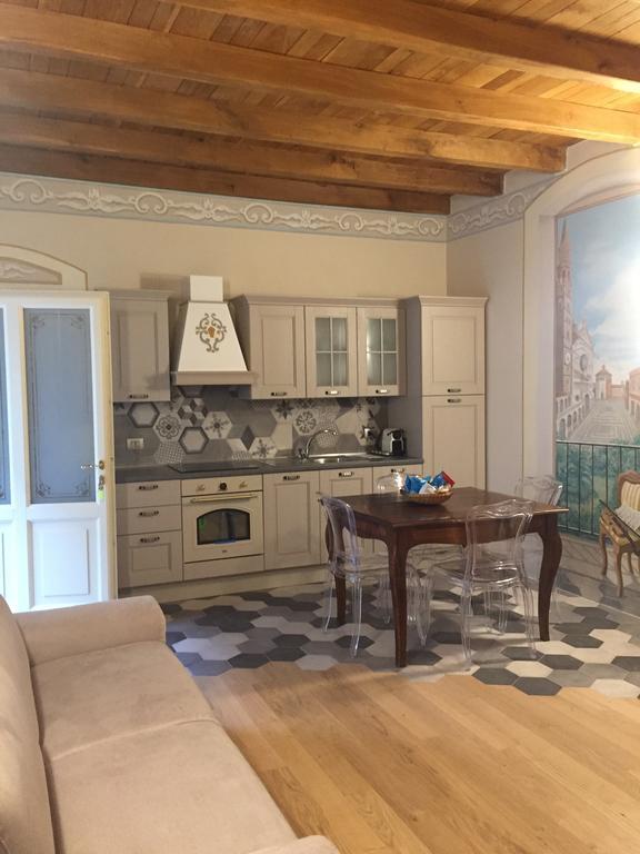 Palazzo Carasi Apartments Cremona Eksteriør billede